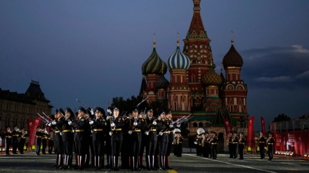 10 Ereignisse, 10 Bilder| Vom Militärmusikfestival in Moskau bis zur Schiffsparade in Amsterdam