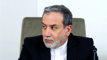 Nachrichten | Araghchi: Amerikaner haben erkannt, dass militärische Option gescheitert ist / Slowenien verhängt Sanktionen gegen israelische Produkte