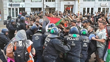 Ausschreitungen bei Anti-Kriegs-Demo in Köln